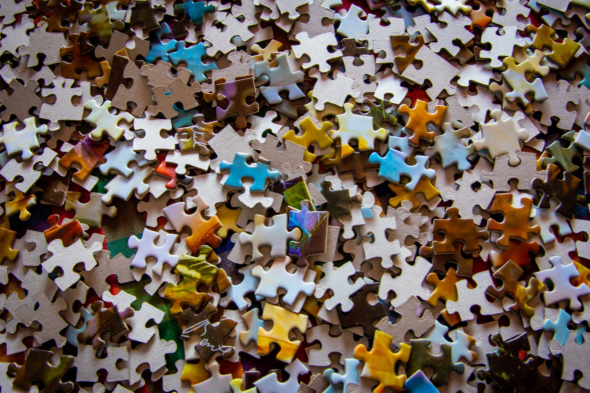 La Educación Integral, como un puzzle, se enfoca en cada una de las dimensiones de un alumno para crear una totalidad